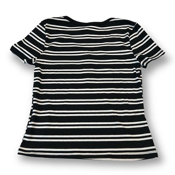 7Daywknd Women’s Striped Cropped Ribbed Top Size Medium NWT - Picture 4 of 4
